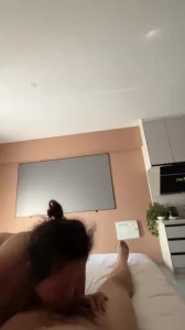 母狗说想吃了！很卖力！